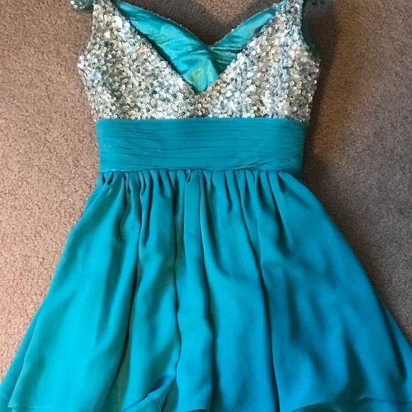 Sequin blue dress. - Picture 4 of 5